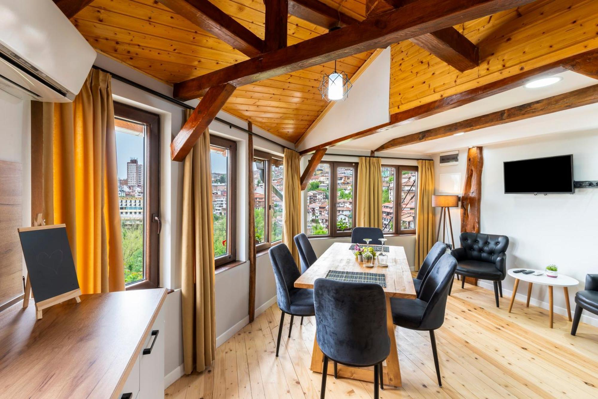 Bobevata Guest House - Floor 2 - Stunning View Old Town Veliko Tarnovo Luaran gambar