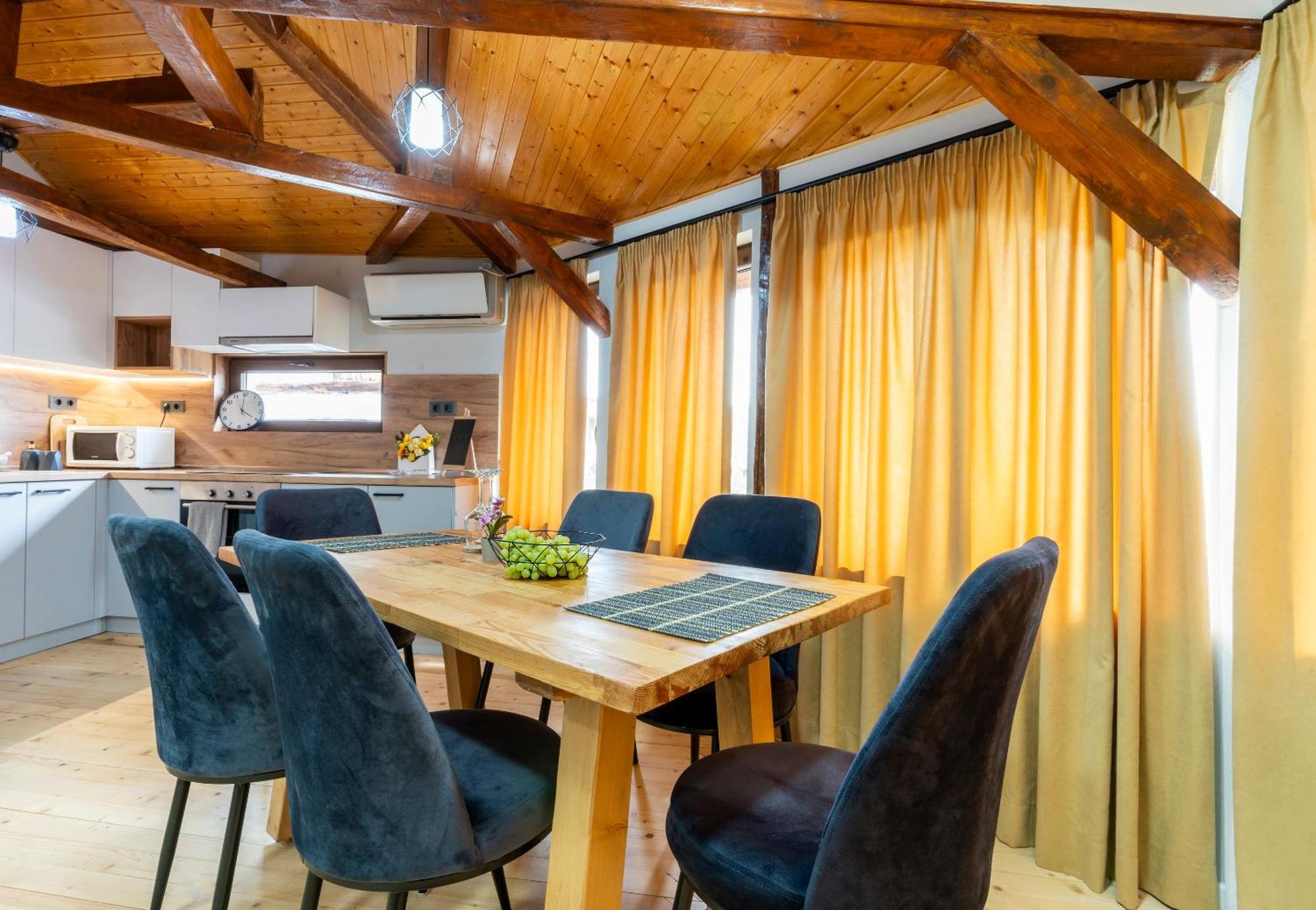 Bobevata Guest House - Floor 2 - Stunning View Old Town Veliko Tarnovo Luaran gambar