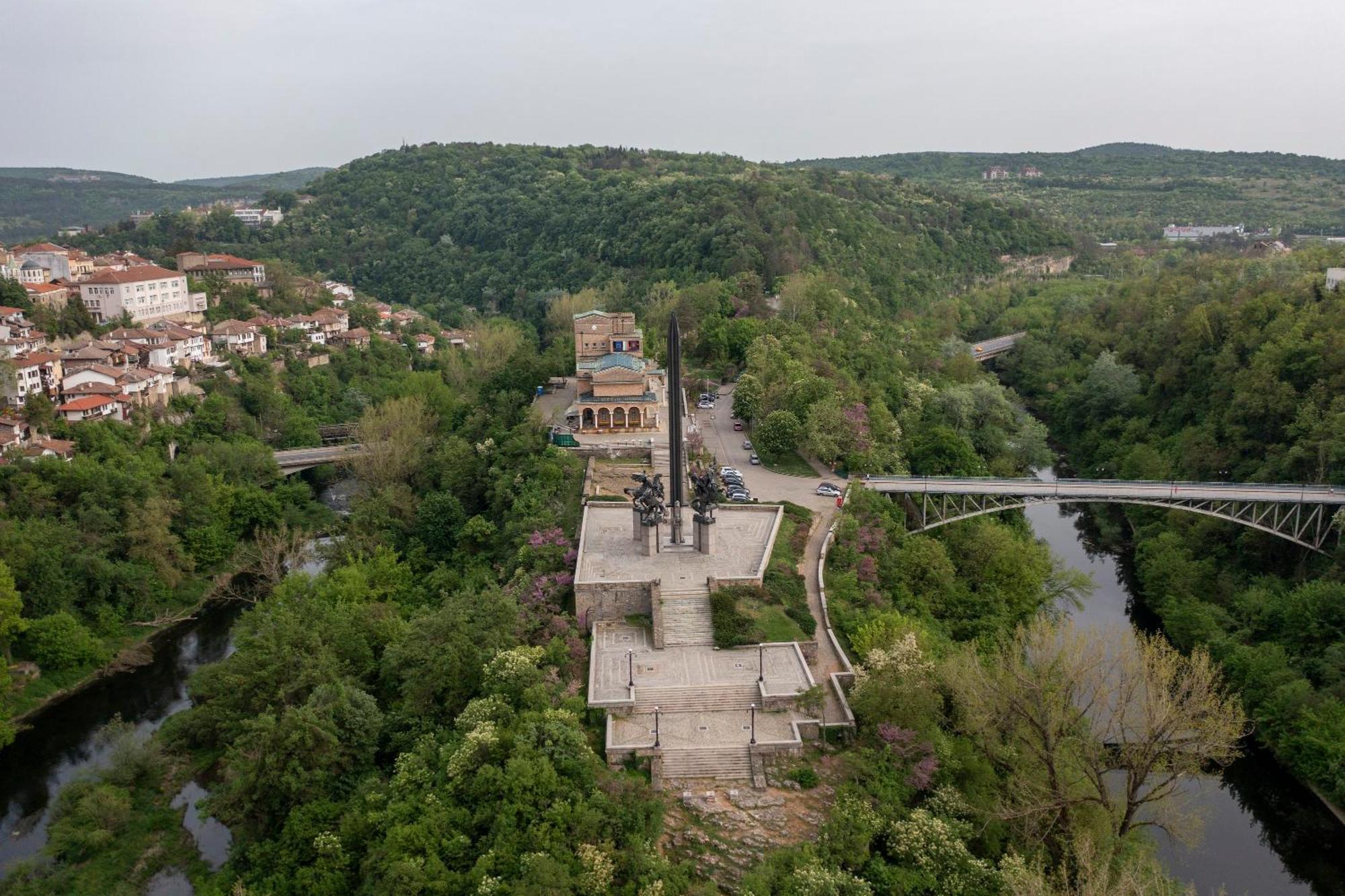 Bobevata Guest House - Floor 2 - Stunning View Old Town Veliko Tarnovo Luaran gambar